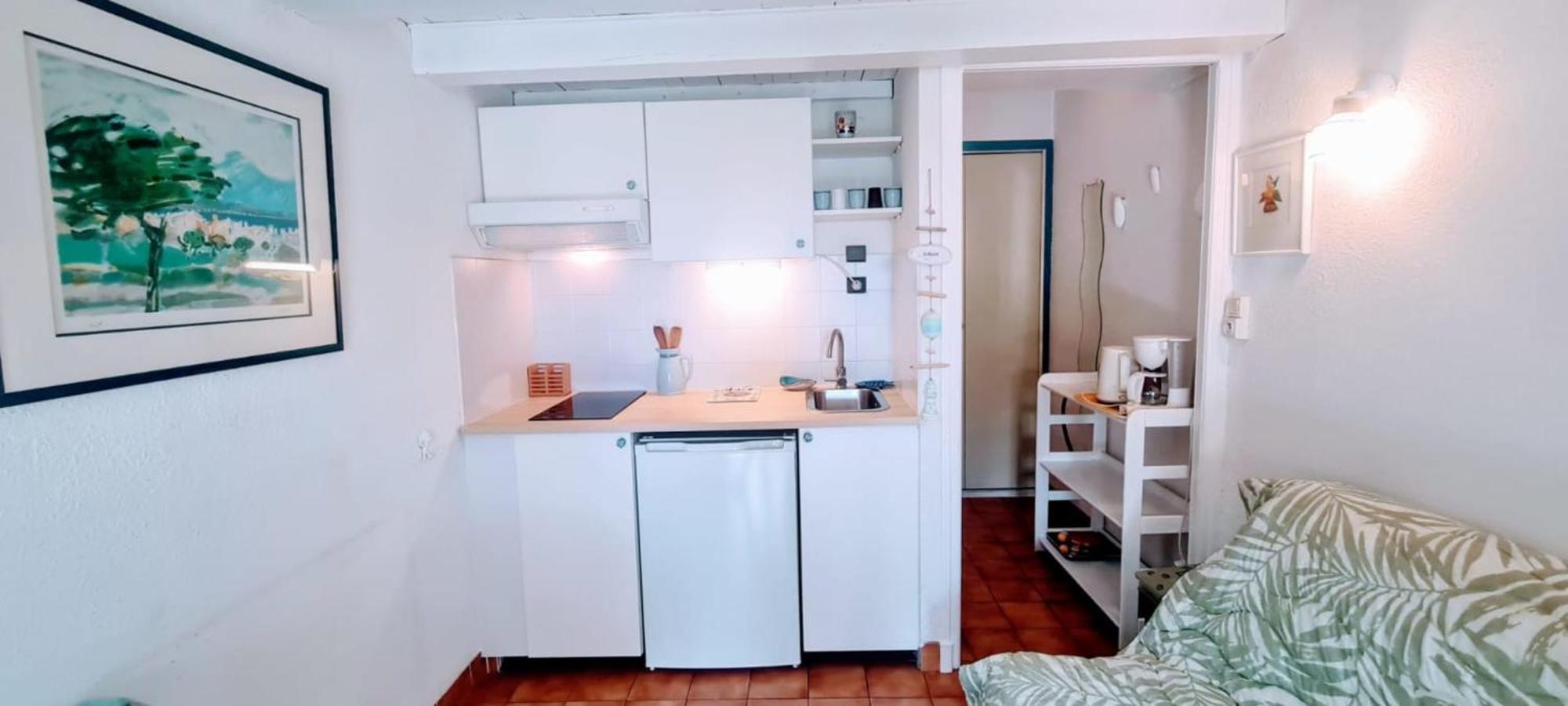 Cosy Studio Just A Stone'S Throw From The Beach Apartment Sainte-Maxime Bagian luar foto